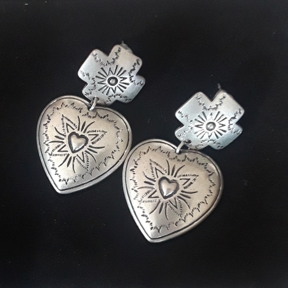 Jewelry - Aztec Heart Dangling Earrings